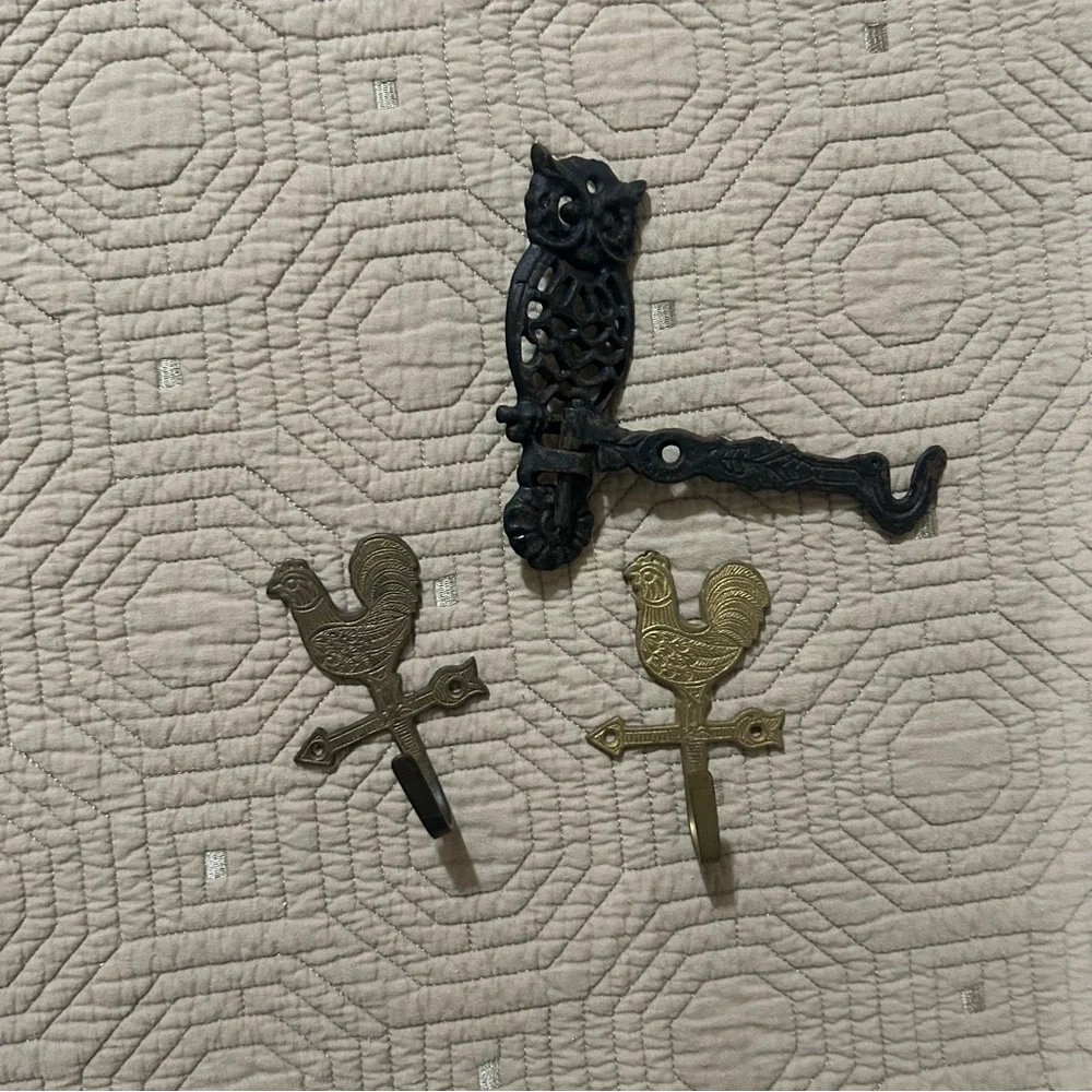 3 small vintage wall hooks
